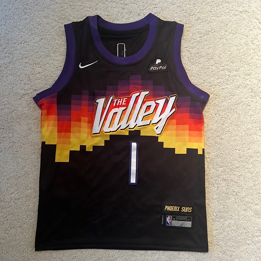 NBA Swingman Phoenix Suns the Valley edition, Booker